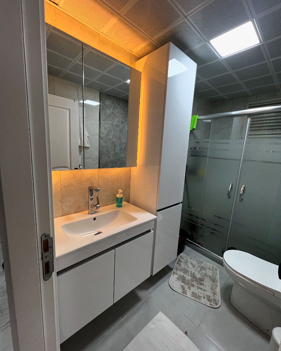 Banyo Dolabı ve Havlu Dolabı